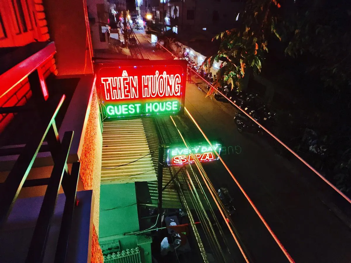Thien Huong Guesthouse Bed & Breakfast Nha Trang